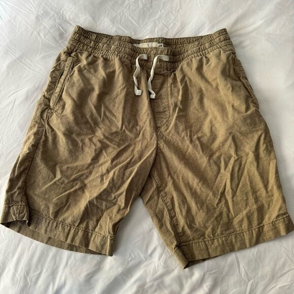 H&M Other - Men’s H&M drawstring khaki chino shorts, size 32